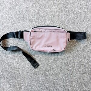 Athleta All About Crossbody Nylon Gray Zip Belt Gym Running Casual Bag